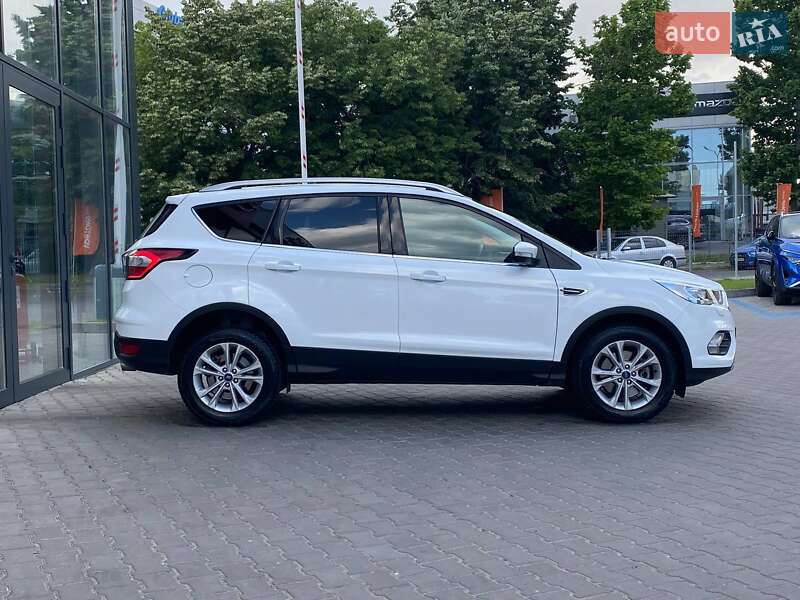 Внедорожник / Кроссовер Ford Kuga 2019 в Одессе