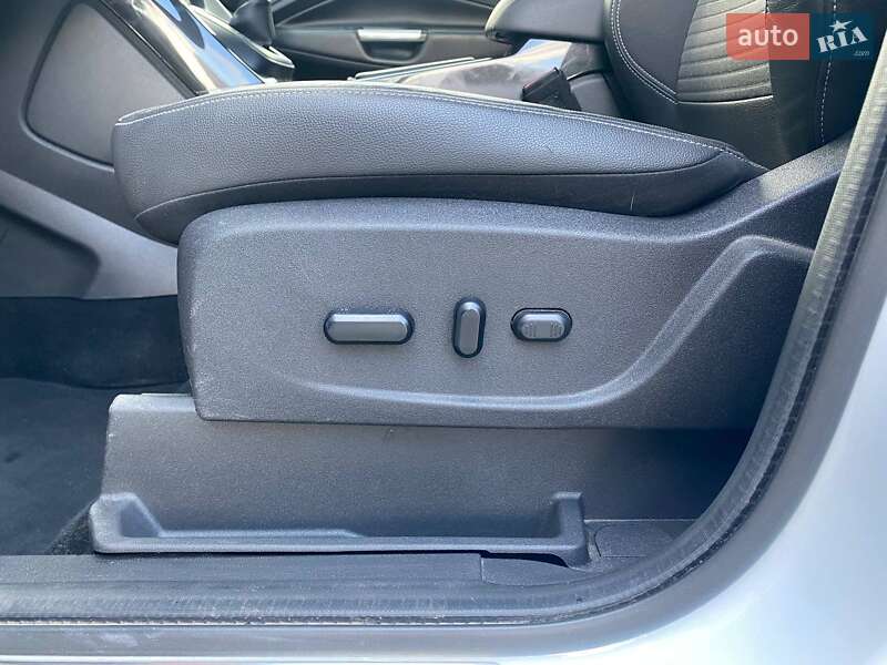 Внедорожник / Кроссовер Ford Kuga 2019 в Одессе