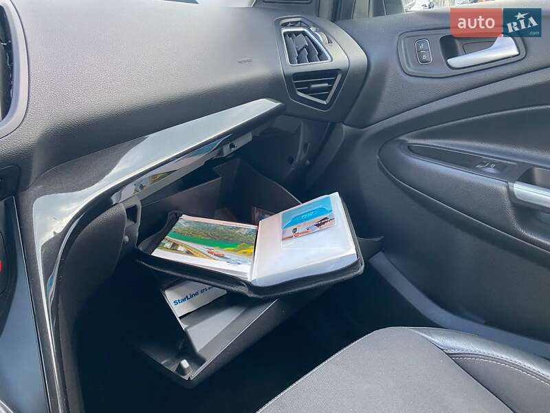 Внедорожник / Кроссовер Ford Kuga 2019 в Одессе
