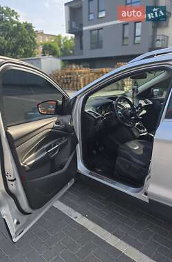 Внедорожник / Кроссовер Ford Kuga 2014 в Ужгороде