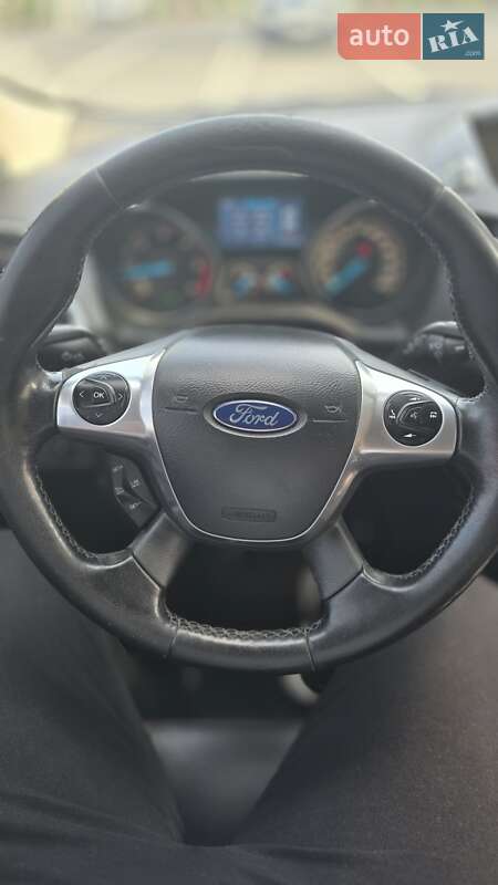 Позашляховик / Кросовер Ford Kuga 2014 в Ужгороді фото 10 Позашляховик / Кросовер Ford Kuga 2014 в Ужгороді