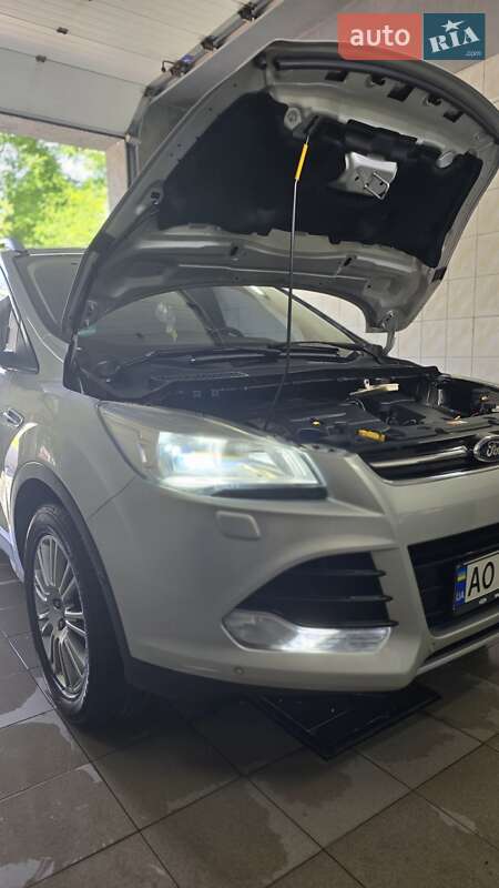 Позашляховик / Кросовер Ford Kuga 2014 в Ужгороді фото 28 Позашляховик / Кросовер Ford Kuga 2014 в Ужгороді