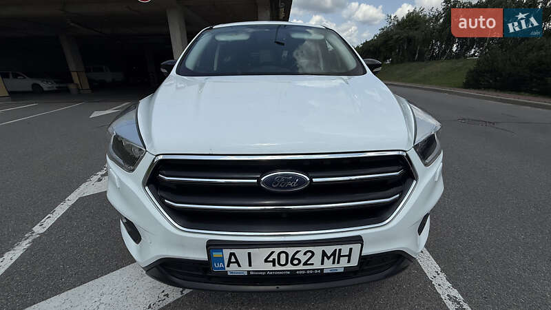 Позашляховик / Кросовер Ford Kuga 2017 в Боярці