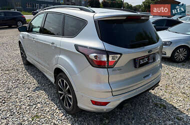 Внедорожник / Кроссовер Ford Kuga 2018 в 