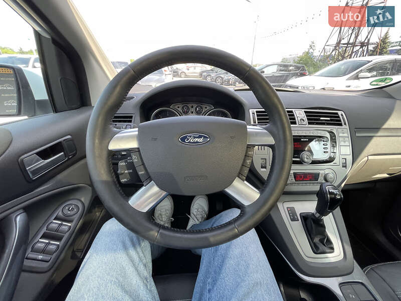 Внедорожник / Кроссовер Ford Kuga 2011 в Львове