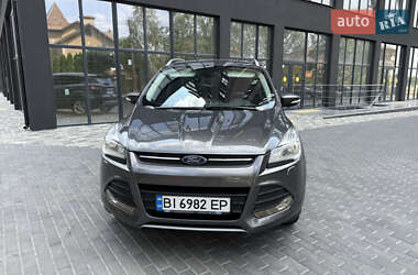 Внедорожник / Кроссовер Ford Kuga 2016 в 
