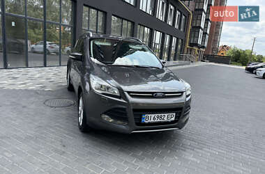 Внедорожник / Кроссовер Ford Kuga 2016 в 
