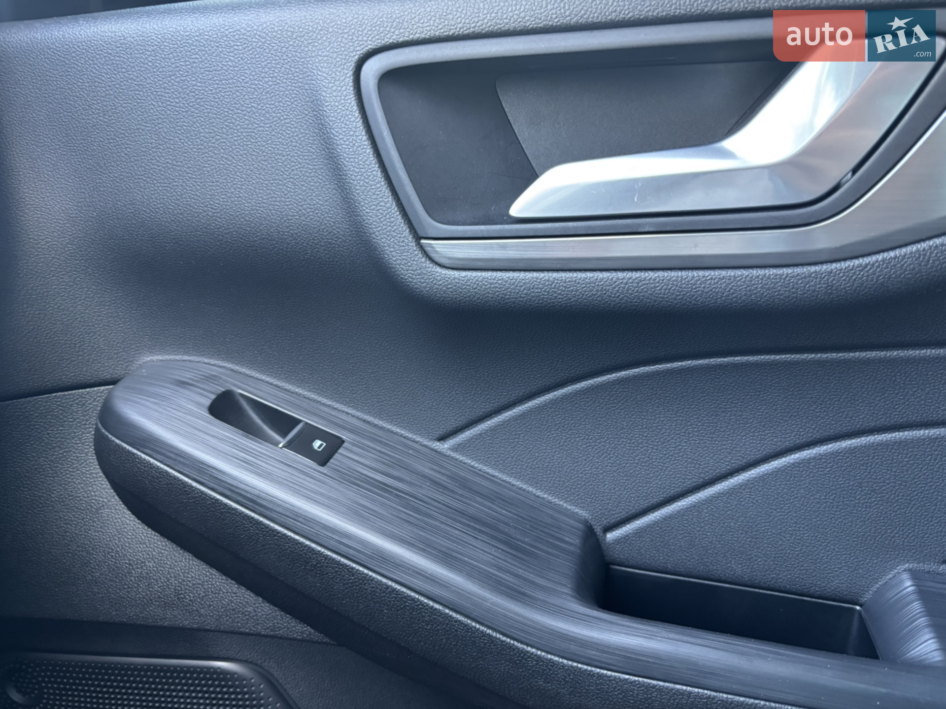 2021 Ford Kuga - мініатюра 33