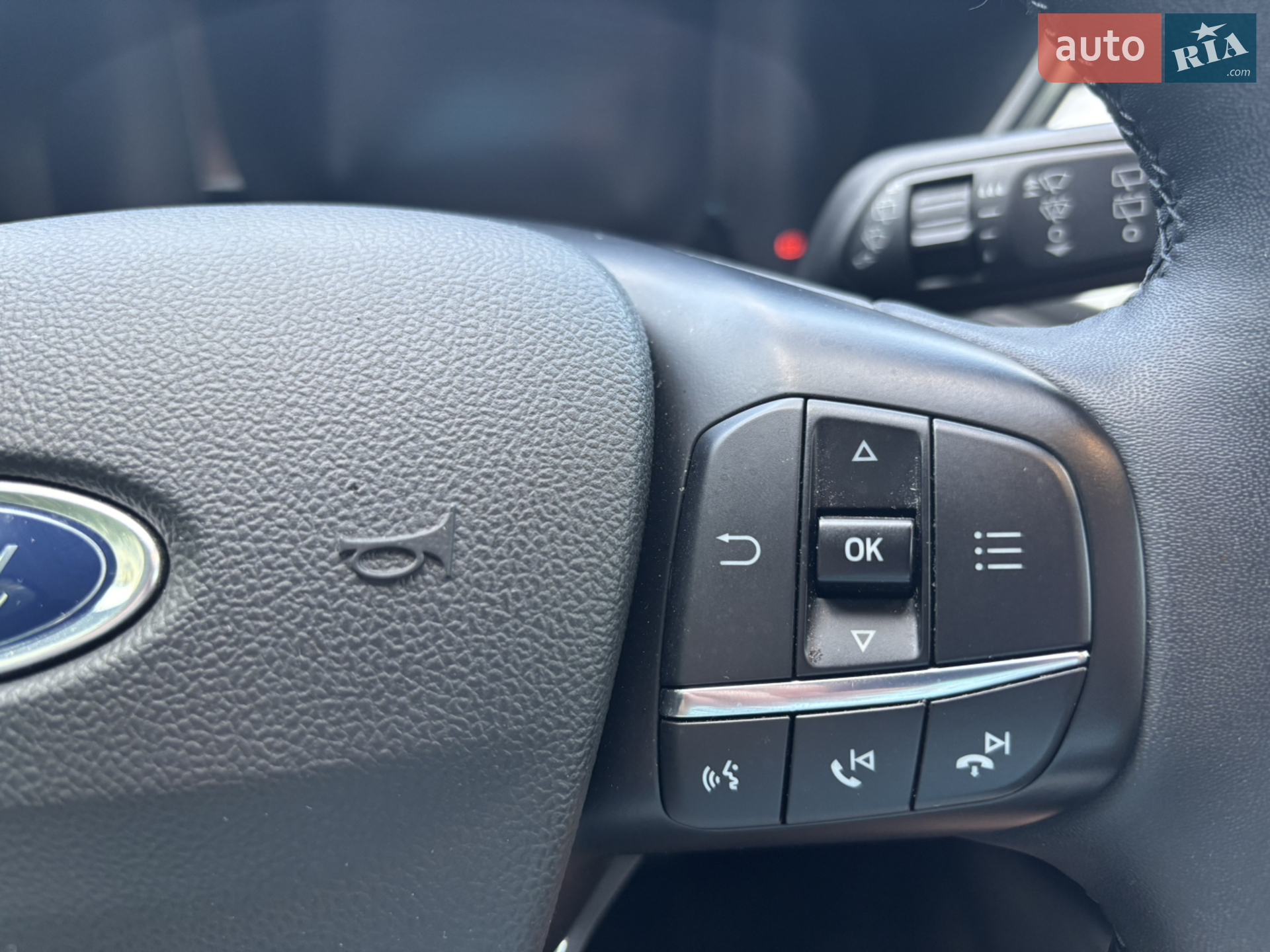 2021 Ford Kuga - мініатюра 38