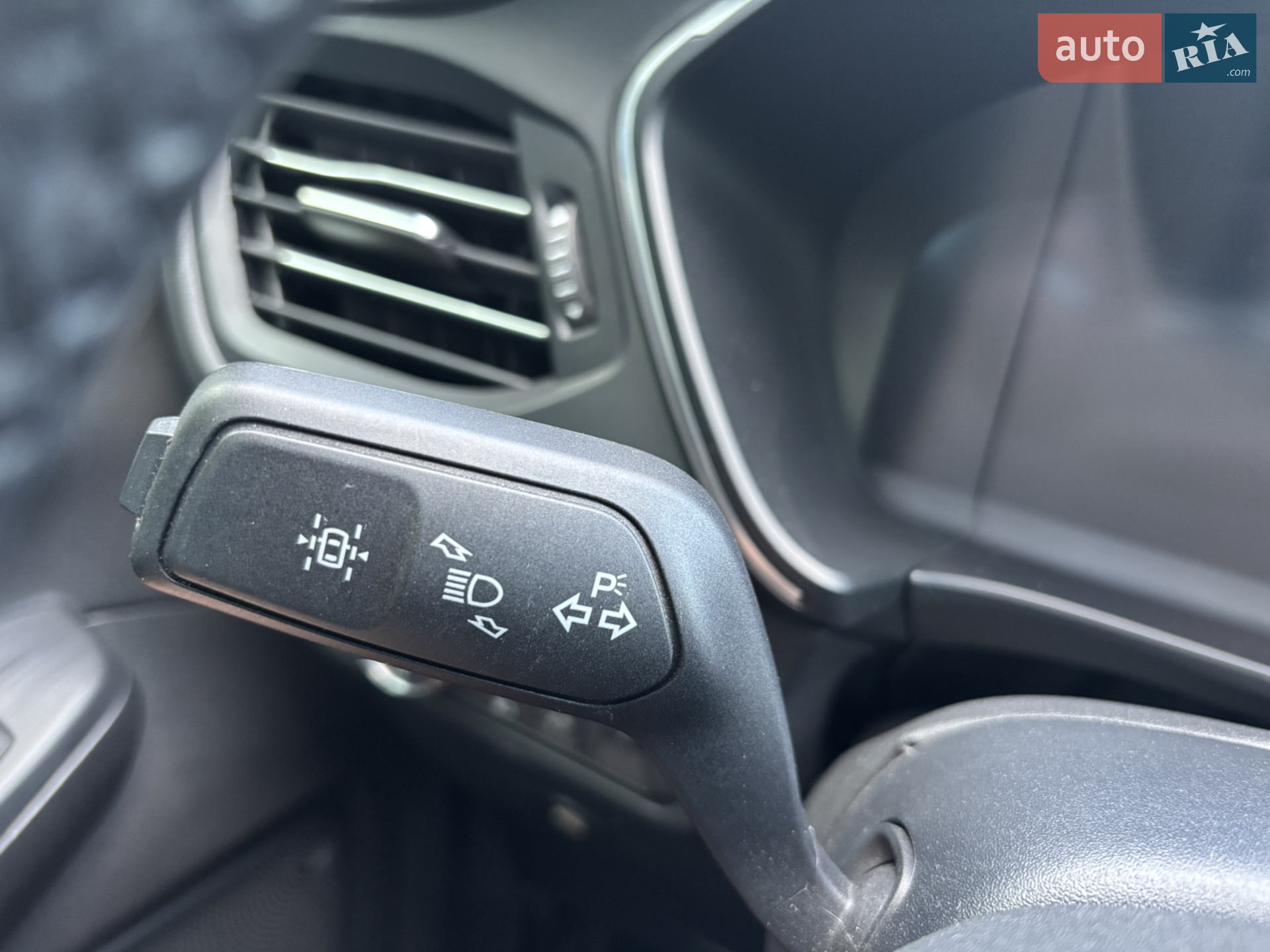 2021 Ford Kuga - мініатюра 40