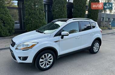 Внедорожник / Кроссовер Ford Kuga 2011 в 