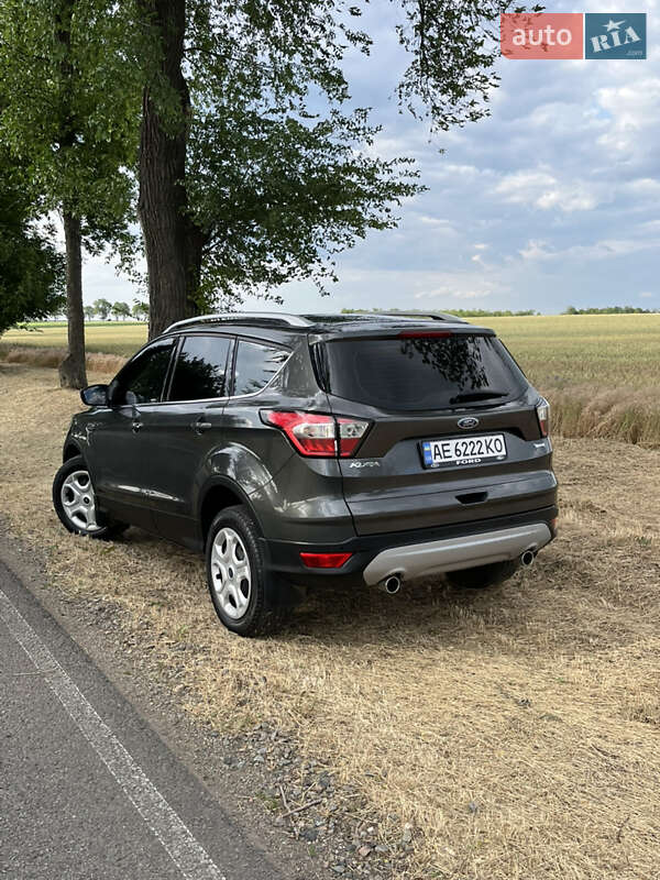 Внедорожник / Кроссовер Ford Kuga 2019 в Пятихатках