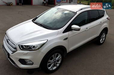 Внедорожник / Кроссовер Ford Kuga 2019 в 
