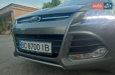 Внедорожник / Кроссовер Ford Kuga 2013 в 