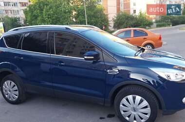 Внедорожник / Кроссовер Ford Kuga 2014 в 