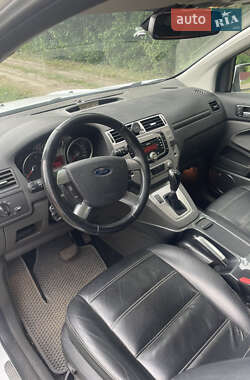 Внедорожник / Кроссовер Ford Kuga 2012 в 