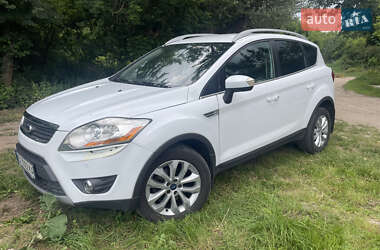 Внедорожник / Кроссовер Ford Kuga 2012 в 