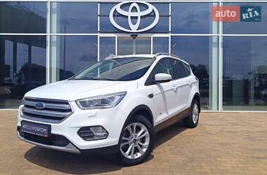 Внедорожник / Кроссовер Ford Kuga 2017 в Киеве