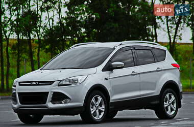 Внедорожник / Кроссовер Ford Kuga 2014 в 