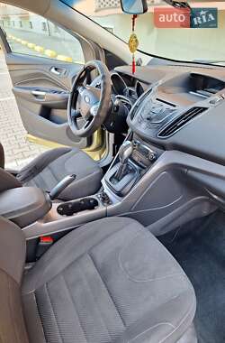 Внедорожник / Кроссовер Ford Kuga 2013 в Ужгороде