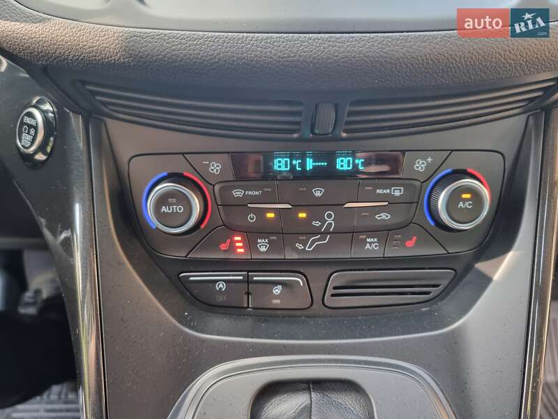 Позашляховик / Кросовер Ford Kuga 2019 в Києві