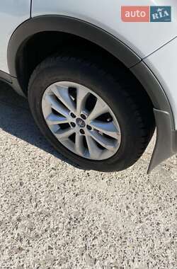 Внедорожник / Кроссовер Ford Kuga 2009 в 