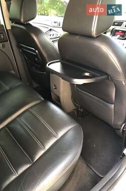 Внедорожник / Кроссовер Ford Kuga 2009 в 