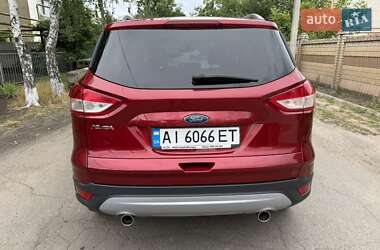 Внедорожник / Кроссовер Ford Kuga 2015 в 