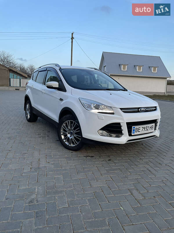 Внедорожник / Кроссовер Ford Kuga 2013 в Новой Одессе