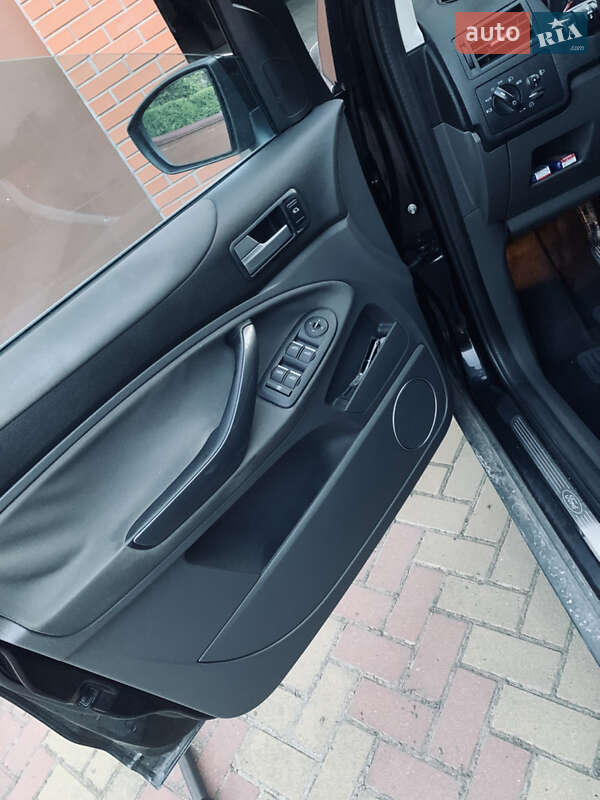 Внедорожник / Кроссовер Ford Kuga 2009 в Хмельницком