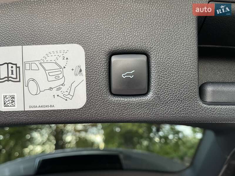 Позашляховик / Кросовер Ford Kuga 2021 в Києві