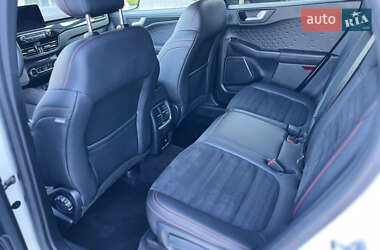 Внедорожник / Кроссовер Ford Kuga 2020 в 