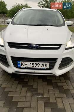 Позашляховик / Кросовер Ford Kuga 2015 в Петриківці