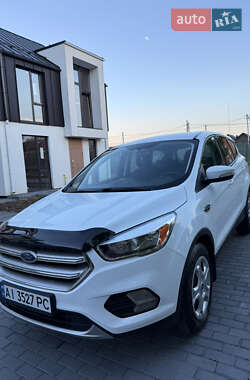 Внедорожник / Кроссовер Ford Kuga 2017 в Киеве