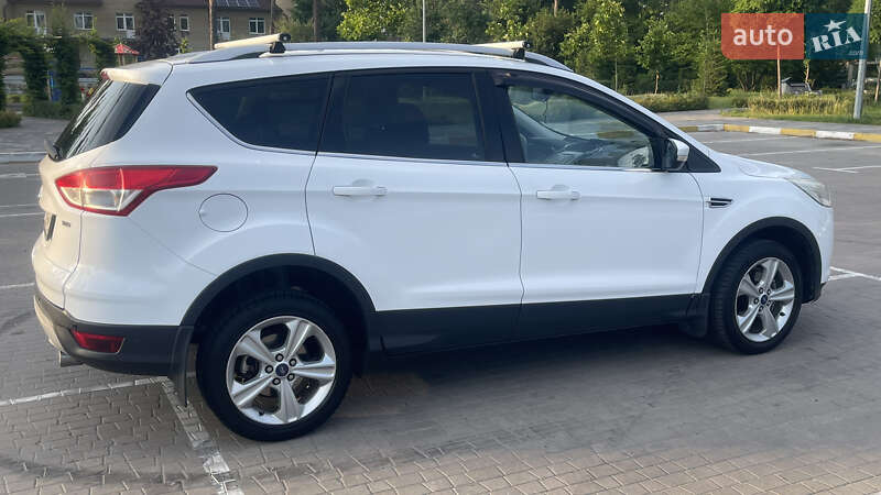 Позашляховик / Кросовер Ford Kuga 2013 в Бучі