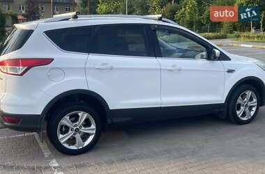 Внедорожник / Кроссовер Ford Kuga 2013 в 