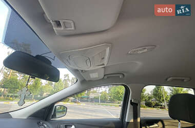 Внедорожник / Кроссовер Ford Kuga 2013 в 