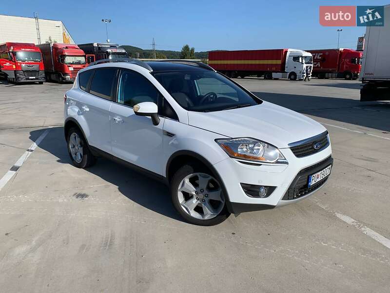 Внедорожник / Кроссовер Ford Kuga 2010 в 