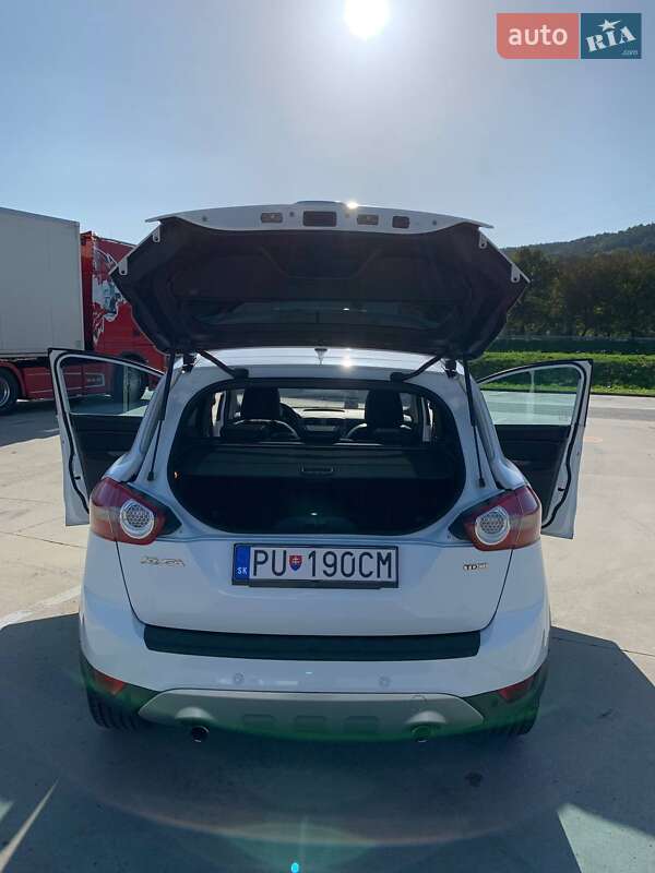 Внедорожник / Кроссовер Ford Kuga 2010 в Волочиске