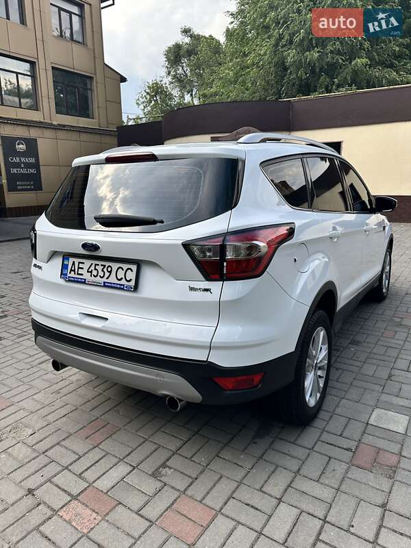 Внедорожник / Кроссовер Ford Kuga 2019 в Днепре