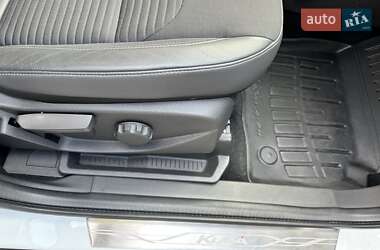 Внедорожник / Кроссовер Ford Kuga 2019 в 