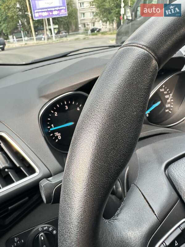 Внедорожник / Кроссовер Ford Kuga 2019 в Днепре