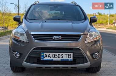 Внедорожник / Кроссовер Ford Kuga 2012 в 