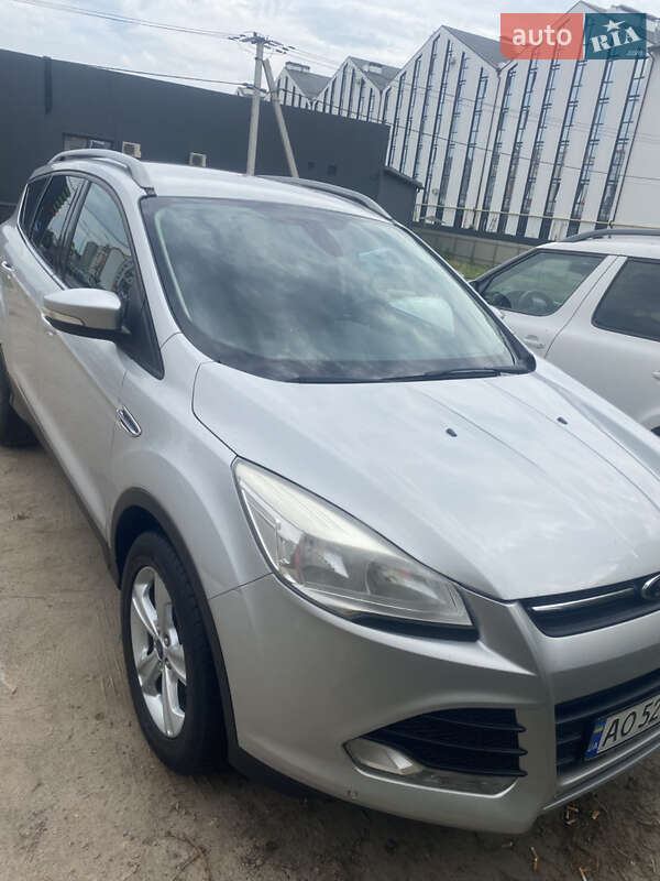Внедорожник / Кроссовер Ford Kuga 2014 в Киеве