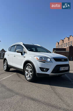Внедорожник / Кроссовер Ford Kuga 2010 в Киеве