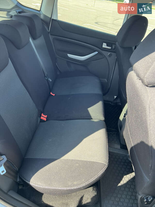 Внедорожник / Кроссовер Ford Kuga 2010 в Киеве фото 9 Внедорожник / Кроссовер Ford Kuga 2010 в Киеве