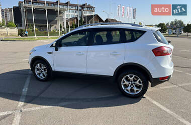Внедорожник / Кроссовер Ford Kuga 2010 в 