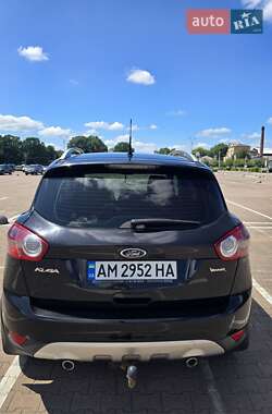 Внедорожник / Кроссовер Ford Kuga 2011 в 