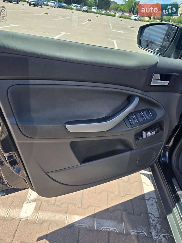 Позашляховик / Кросовер Ford Kuga 2011 в Житомирі