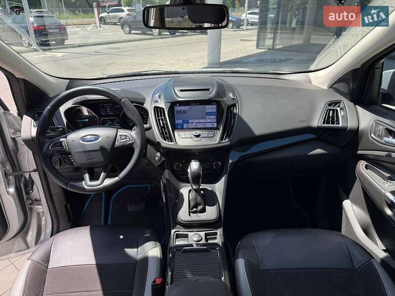 Внедорожник / Кроссовер Ford Kuga 2019 в Ивано-Франковске